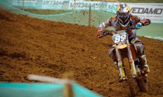 ac米兰-爵士的绝对统治，当F1年度争冠焦点战遇上篮球场上的爵士碾压太阳