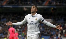 米兰体育app-阿拉维斯中锋刷新进球纪录，备受瞩目