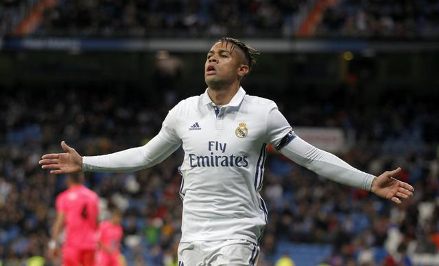 阿拉维斯中锋刷新进球纪录,备受瞩目 阿拉维斯中锋刷新进球纪录,备受瞩目