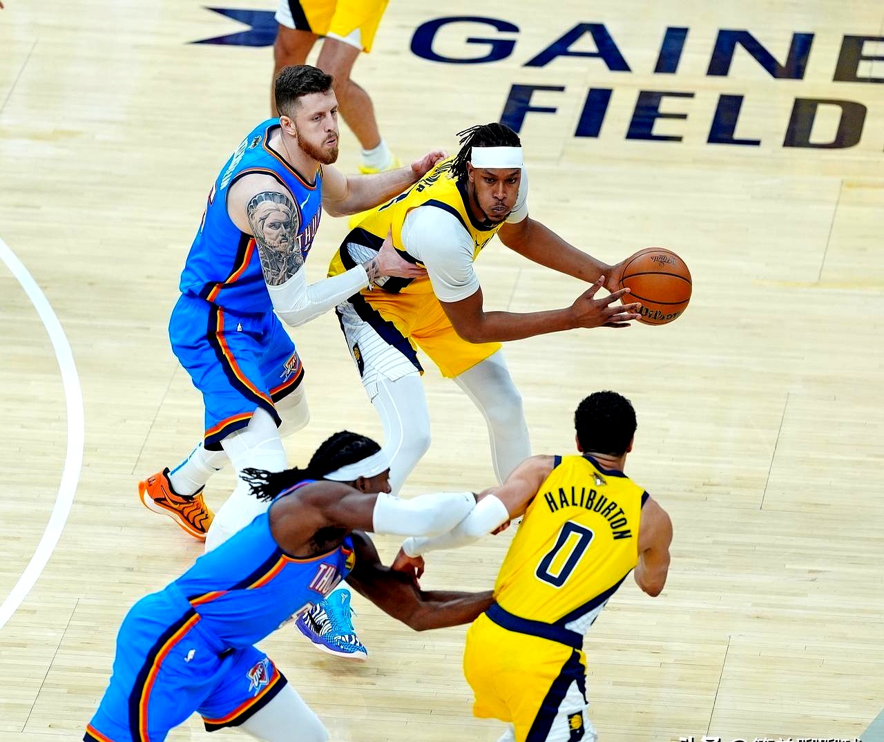 关于猛龙客场胜开拓者，杀入联盟前四的信息