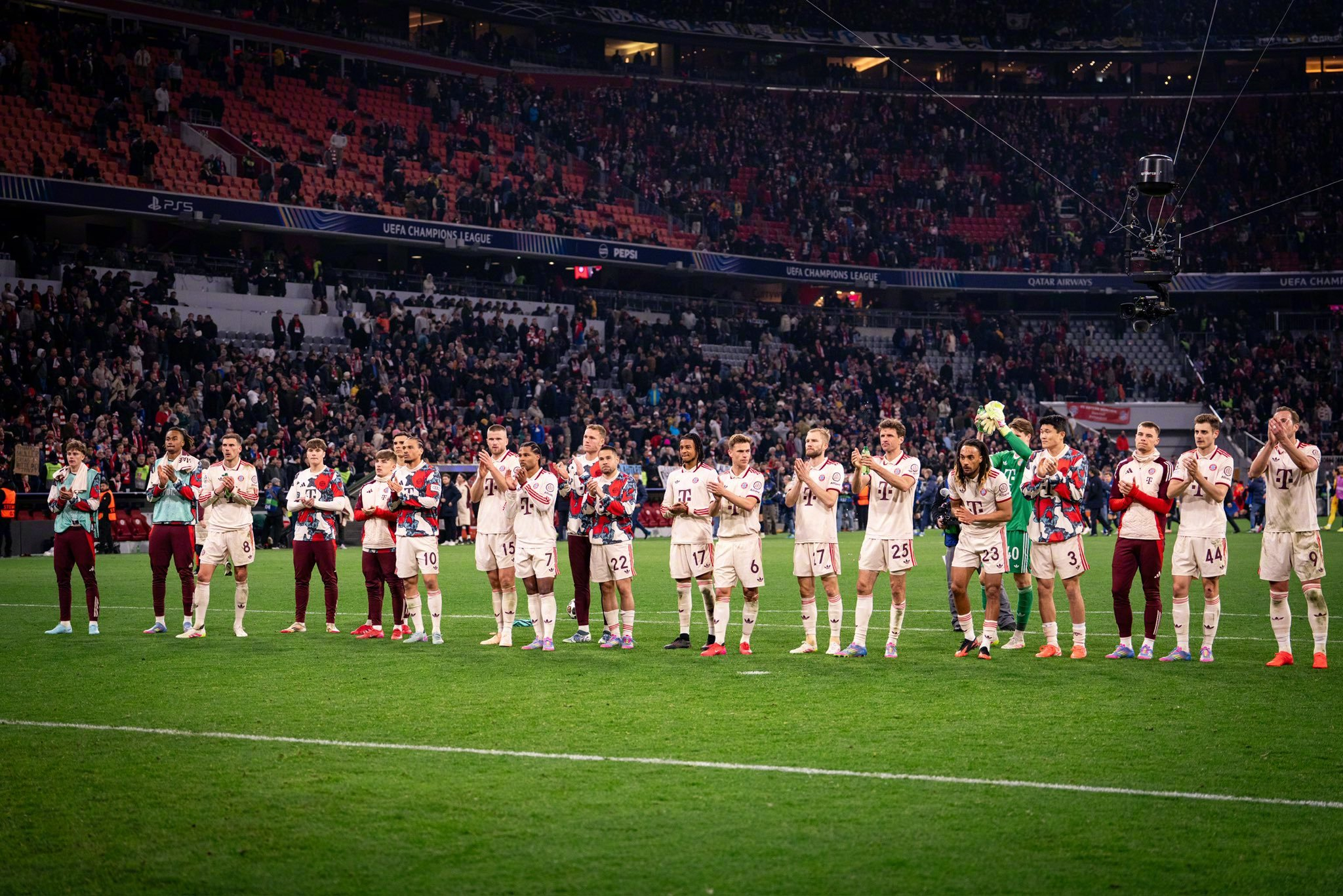 全场进球狂潮，拜仁横扫对手晋级的简单介绍