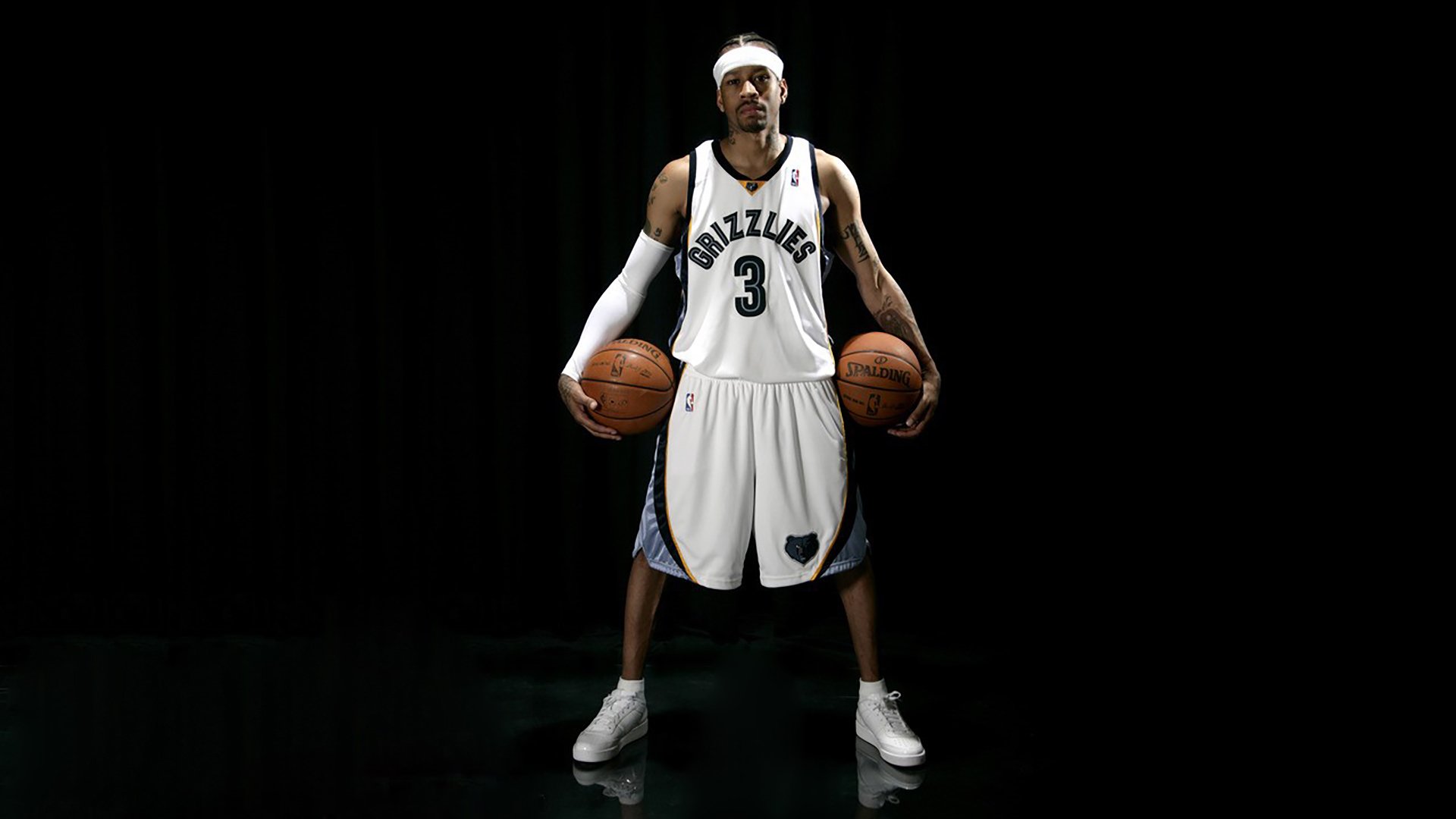 猛龙生死战力克新疆队，米切尔末节封神定乾坤