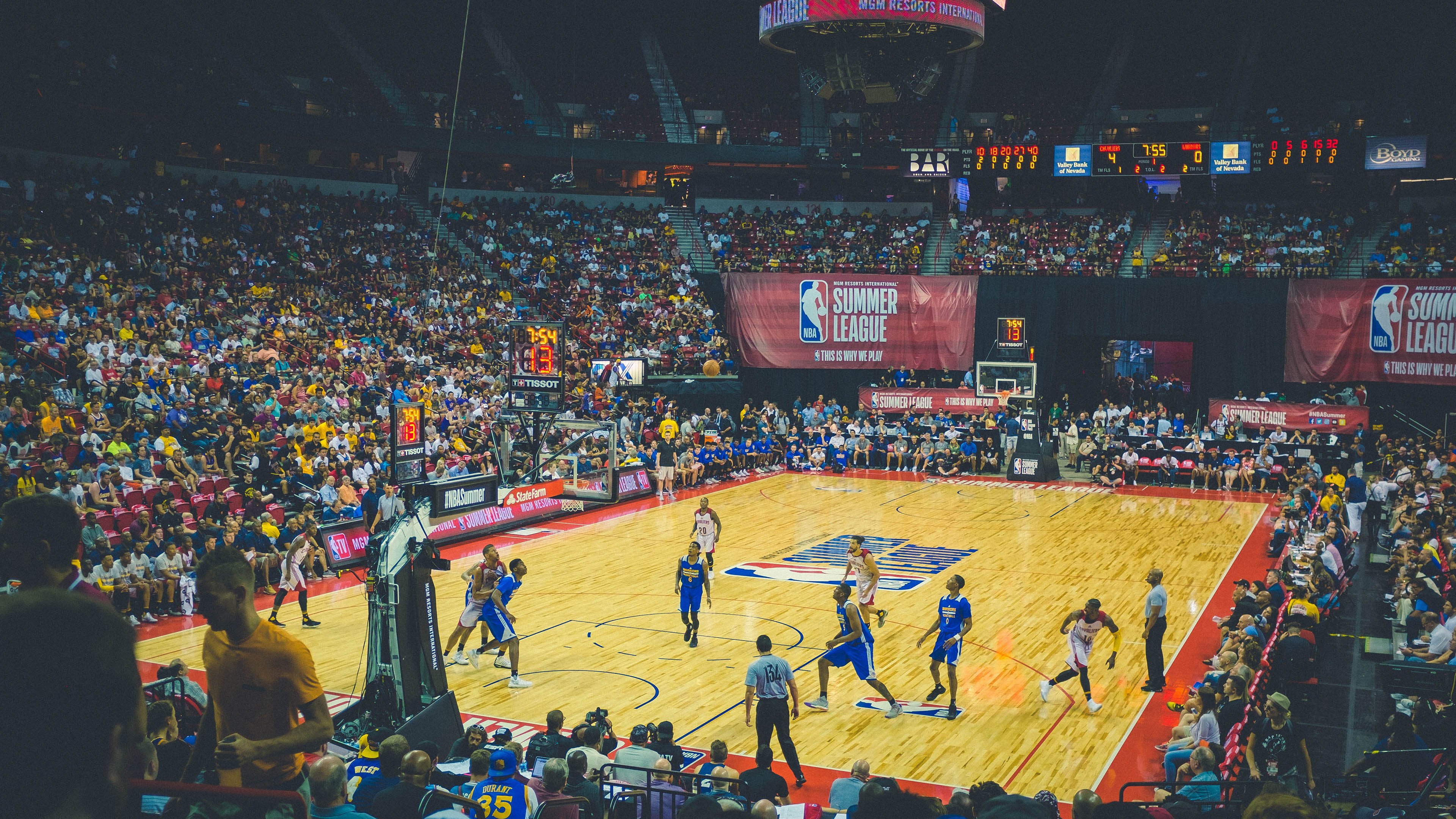 绝境逆转!奥恰洛夫独砍两分,德国队惊险翻盘奥地利队