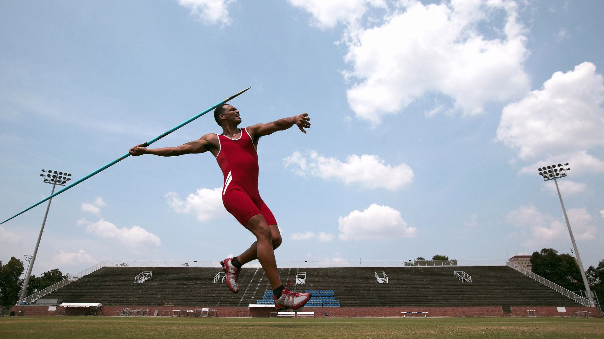 奇迹之夜，马竞逆转挪威新星，穆勒破纪录书写传奇